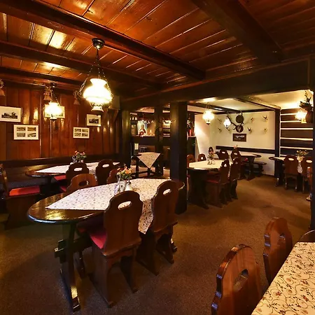 Lucerna Pensionat 2*